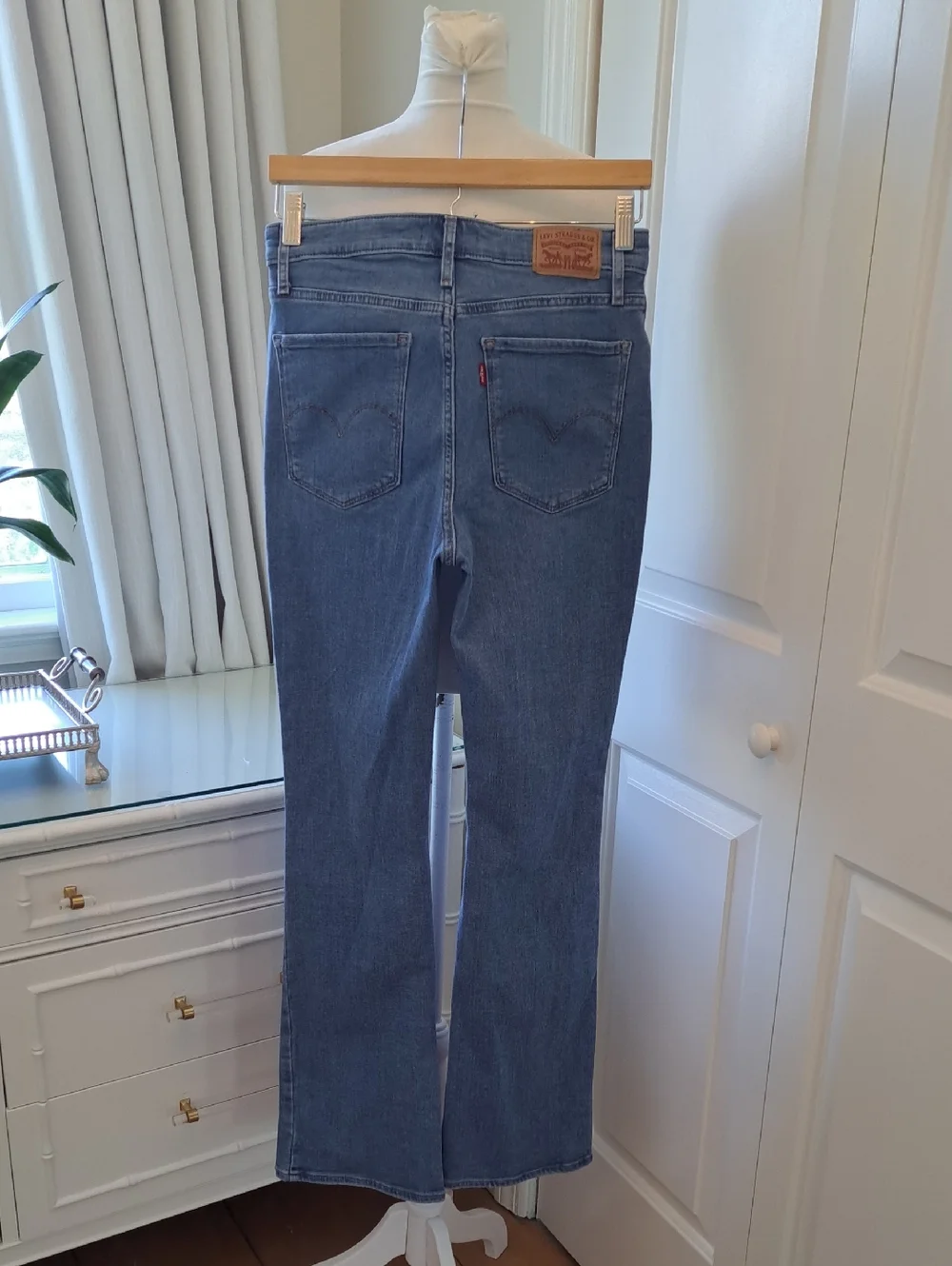 Levis trending brand